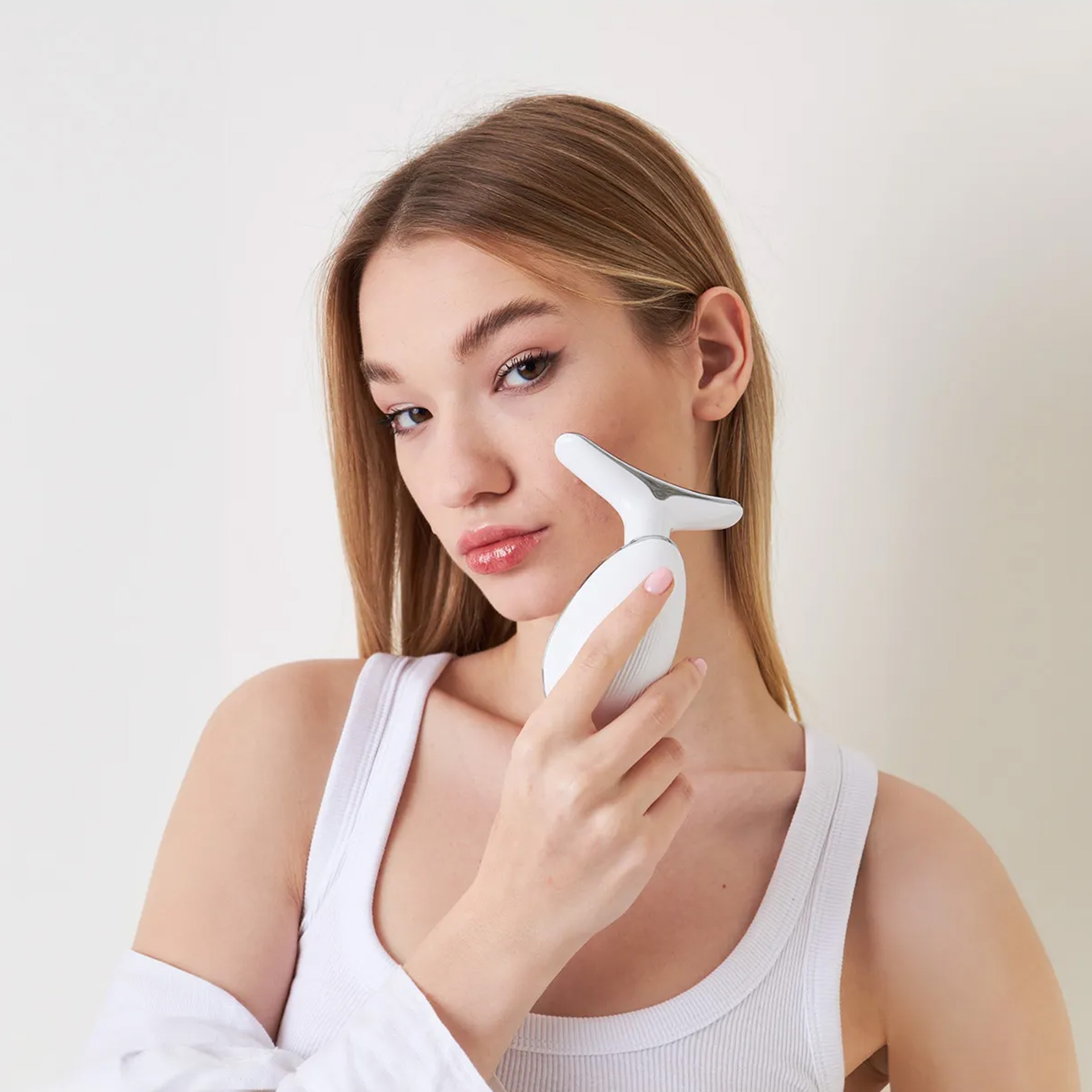 Duaderm Yaşlanma Karşıtı Yüz Masaj Cihazı I Evkur