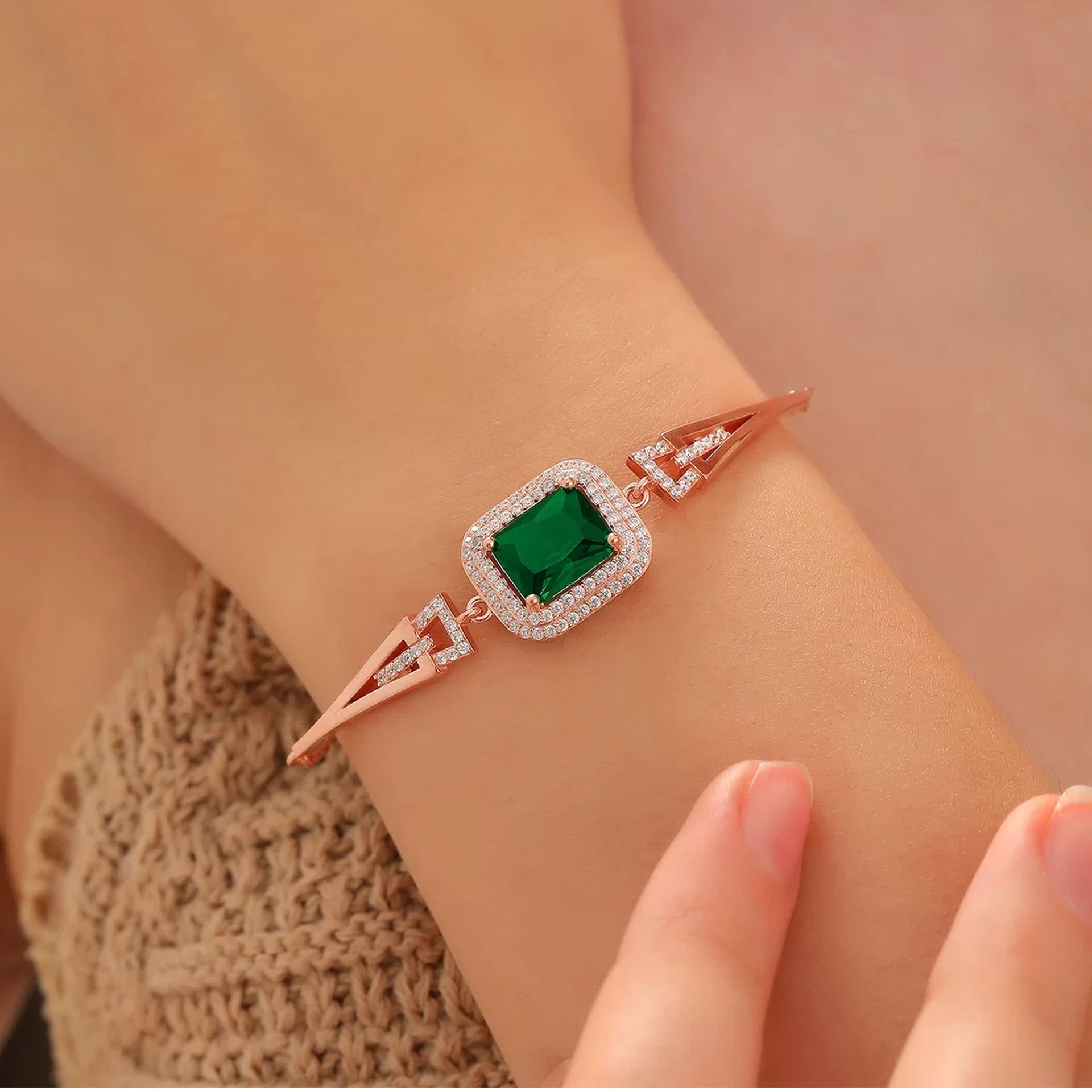 İpek Silver 925 Ayar Gümüş Zirkon Taşı Süslemeli Bileklik Rose EBO553