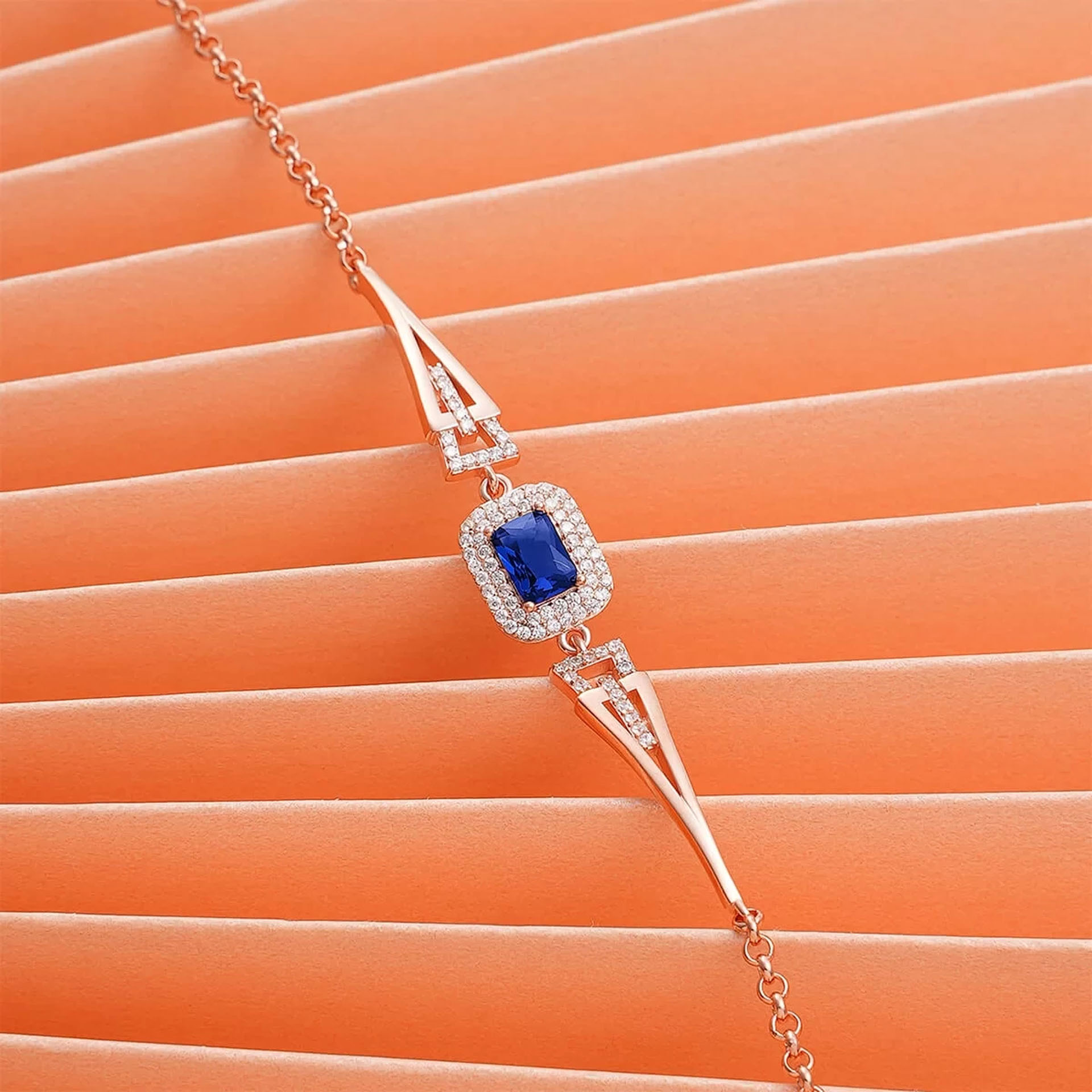 İpek Silver 925 Ayar Zirkon Taşı Süslemeli Şık Gümüş Bileklik Rose EBO556