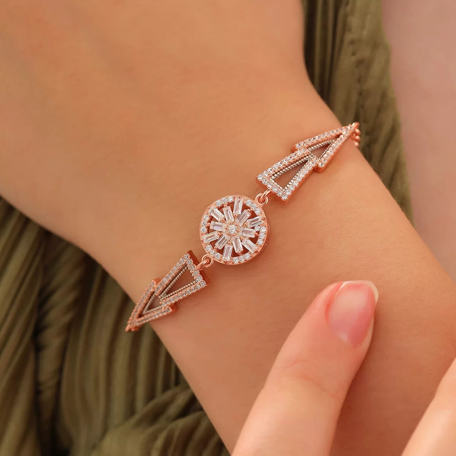 İpek Silver 925 Ayar Zirkon Taşlı Gümüş Bileklik Rose EBO577