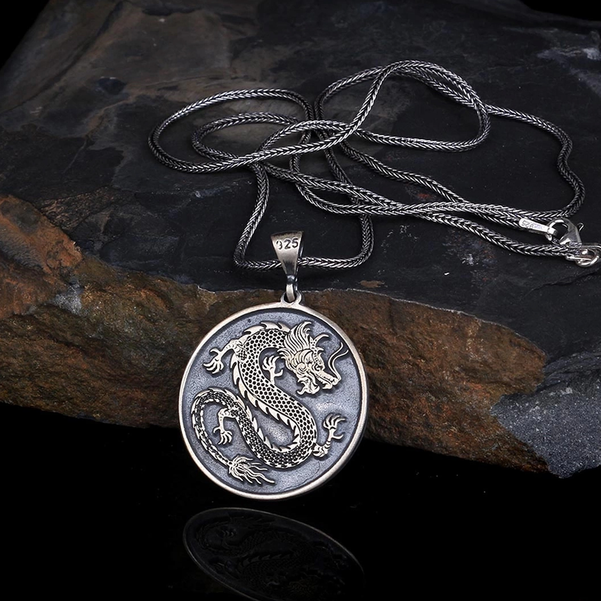 İpek Silver 925 Ayar Ejderha Model Gümüş Kolye
