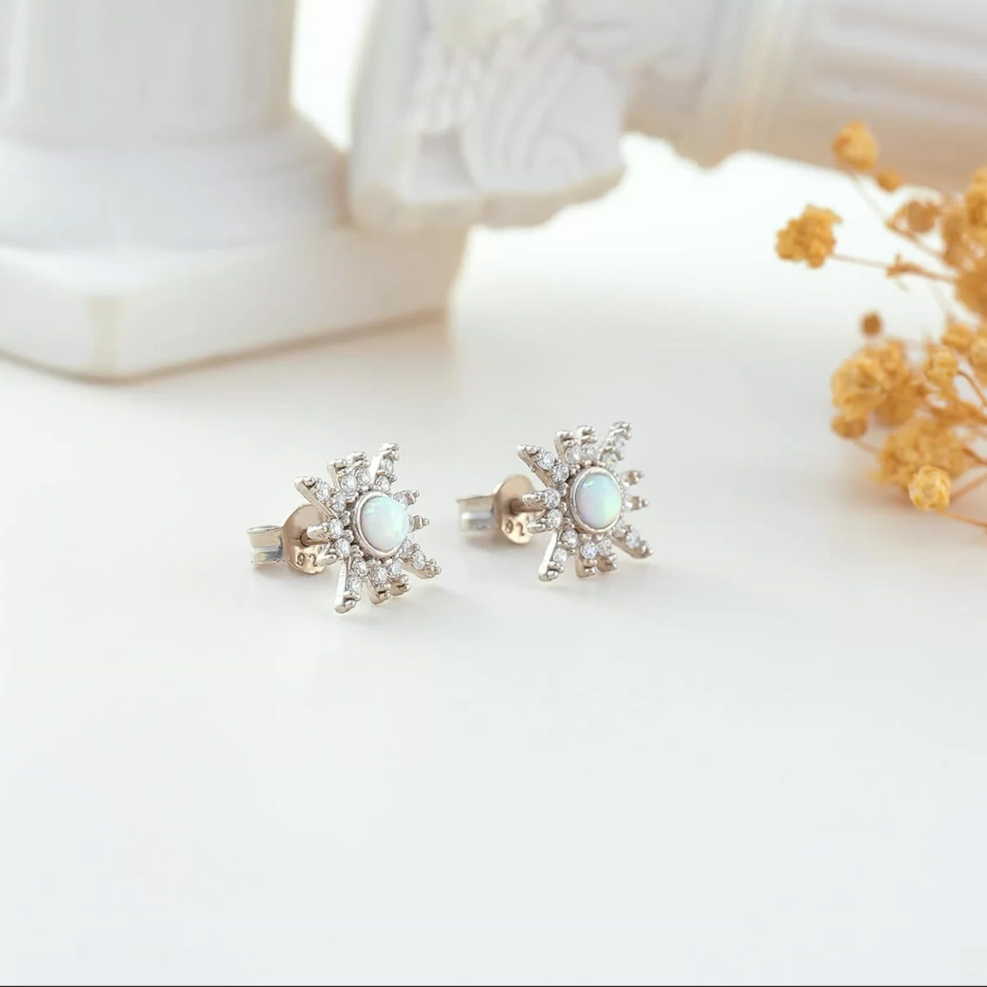 İpek Silver 925 Ayar Gümüş İncili Kutup Yıldızı Küpe Silver EIKU352