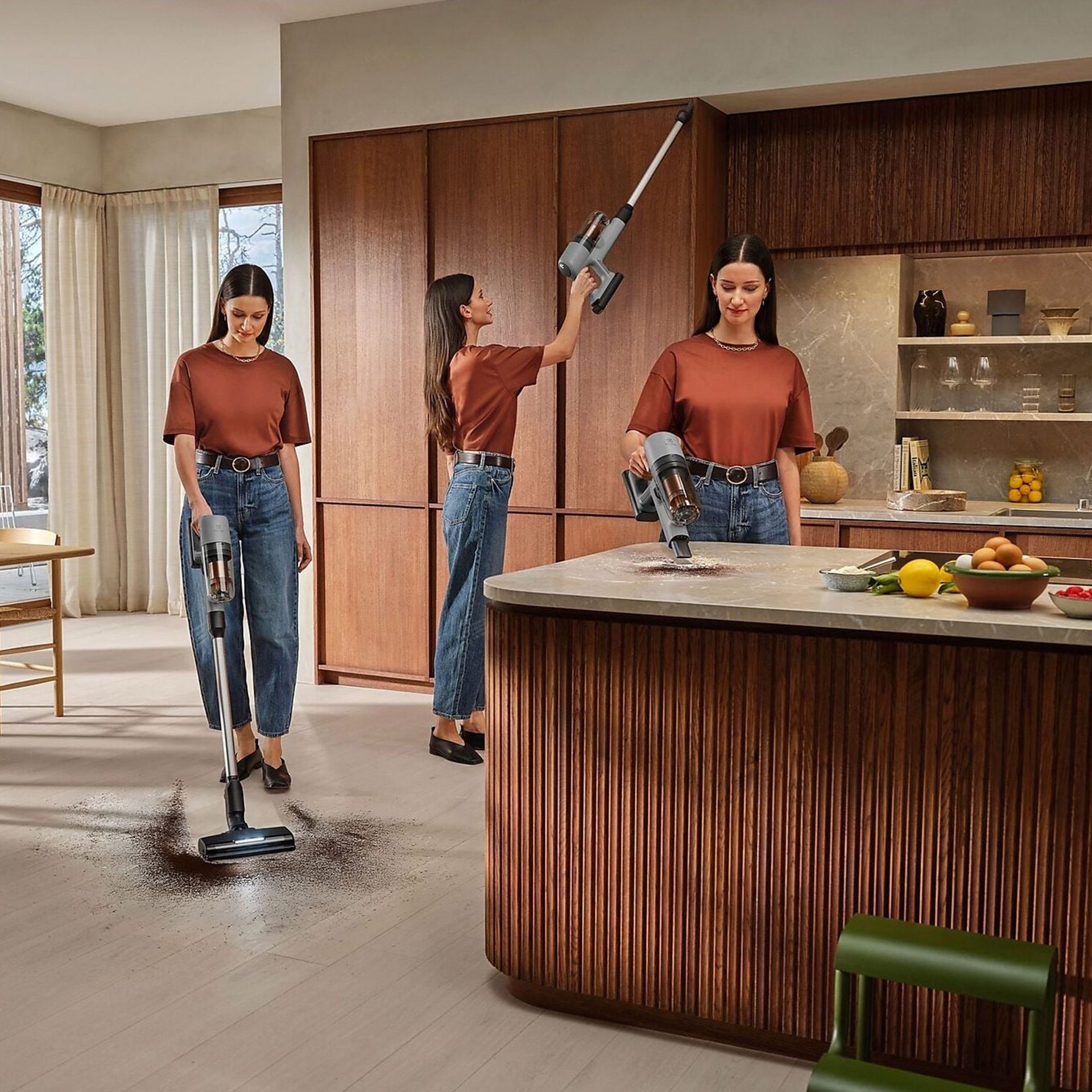 Electrolux EP72AB21UG Toz Torbasız Şrjlı Dikey Süpürge