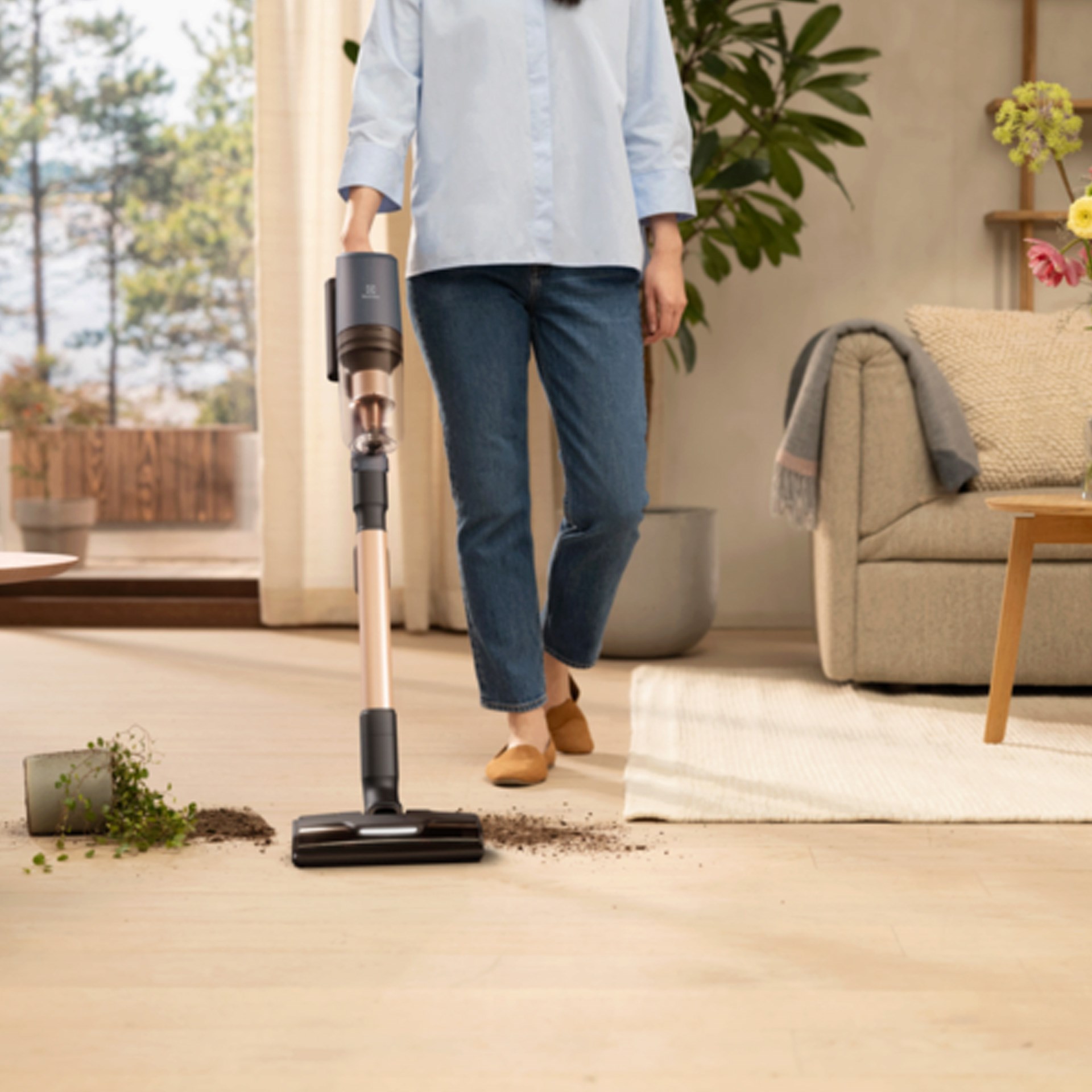 Electrolux Islak Kuru Dikey Şarjlı Süpürge (EP82H25WET 900402304)