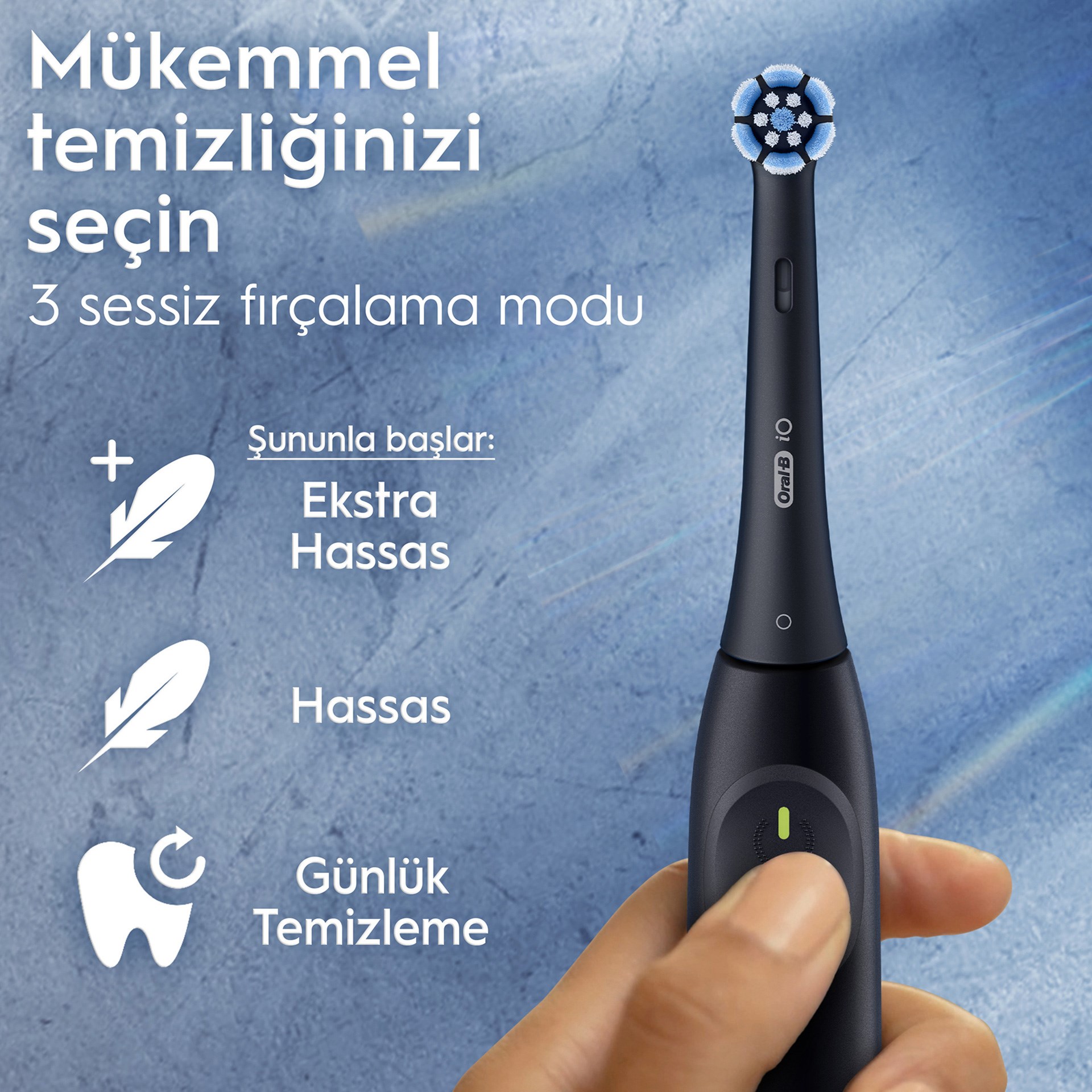 Oral-B iO 2 Şarjlı Diş Fırçası - Siyah,+ Seyahat Kabı (Teşhir Ürünü)