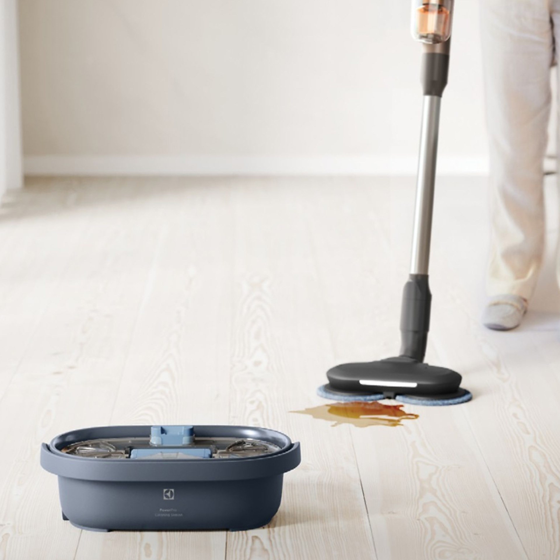 Electrolux EPPCS2 PowerPro Mop Yıkama İstasyonu