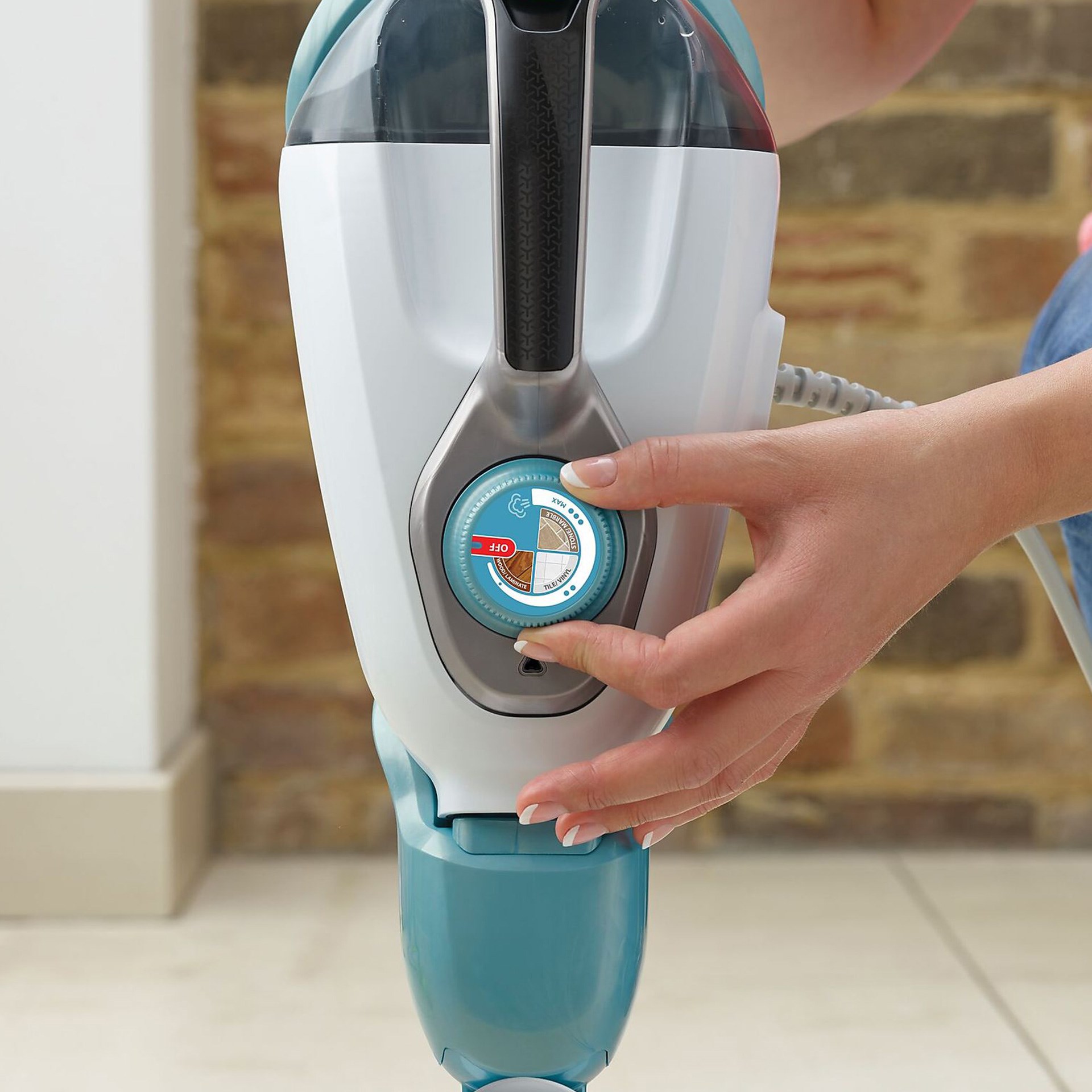 Black+Decker BHSM168DSM 1600 w Buharlı Temizleyici