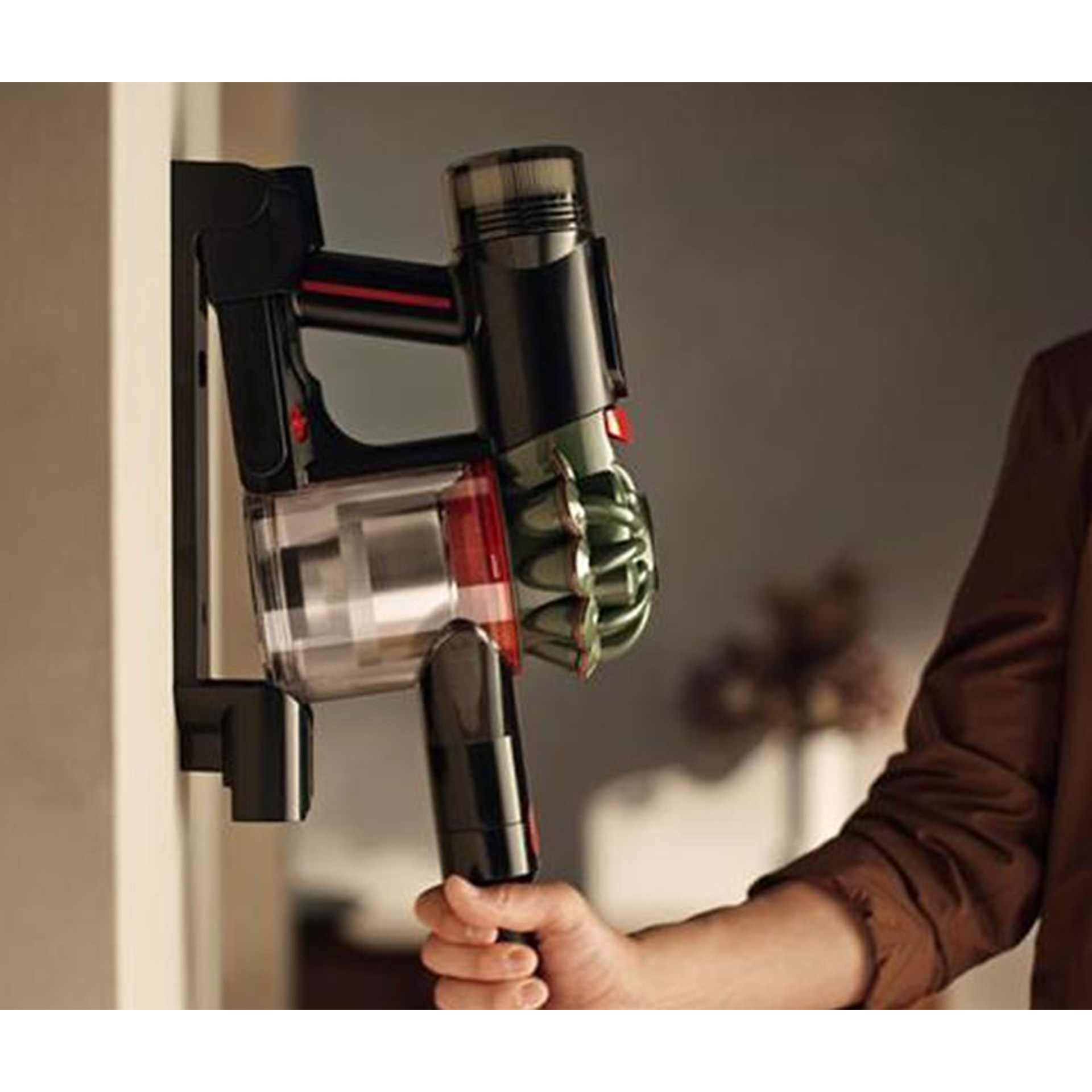 Dyson V8 Cyclone Kablosuz Süpürge (Anlaşmalı Kredi Kartlarına Peşin Fiyatına 6 Ay Taksit)