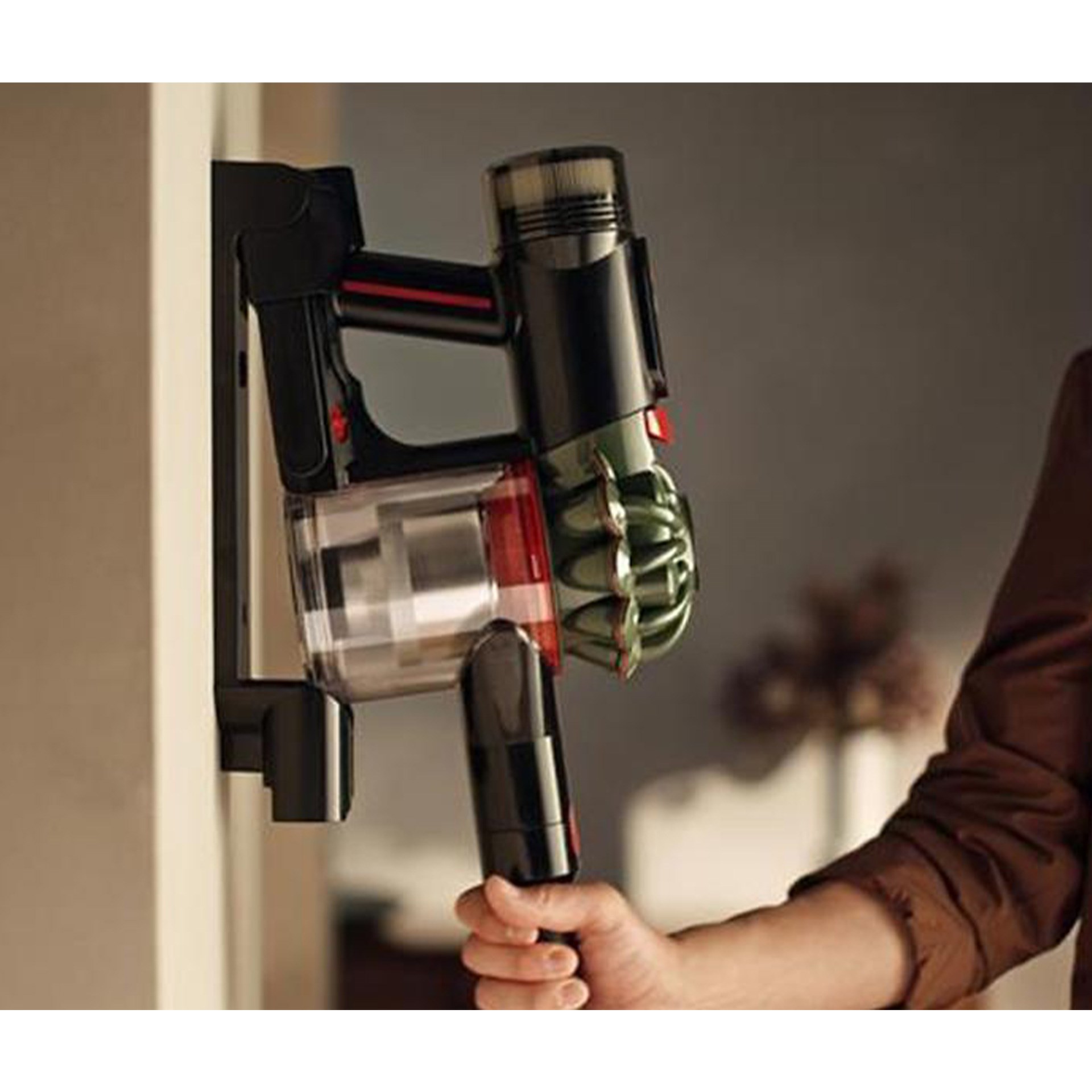 Dyson V8 Cyclone Kablosuz Süpürge-Yeni (Anlaşmalı Kredi Kartlarına Peşin Fiyatına 6 Ay Taksit)