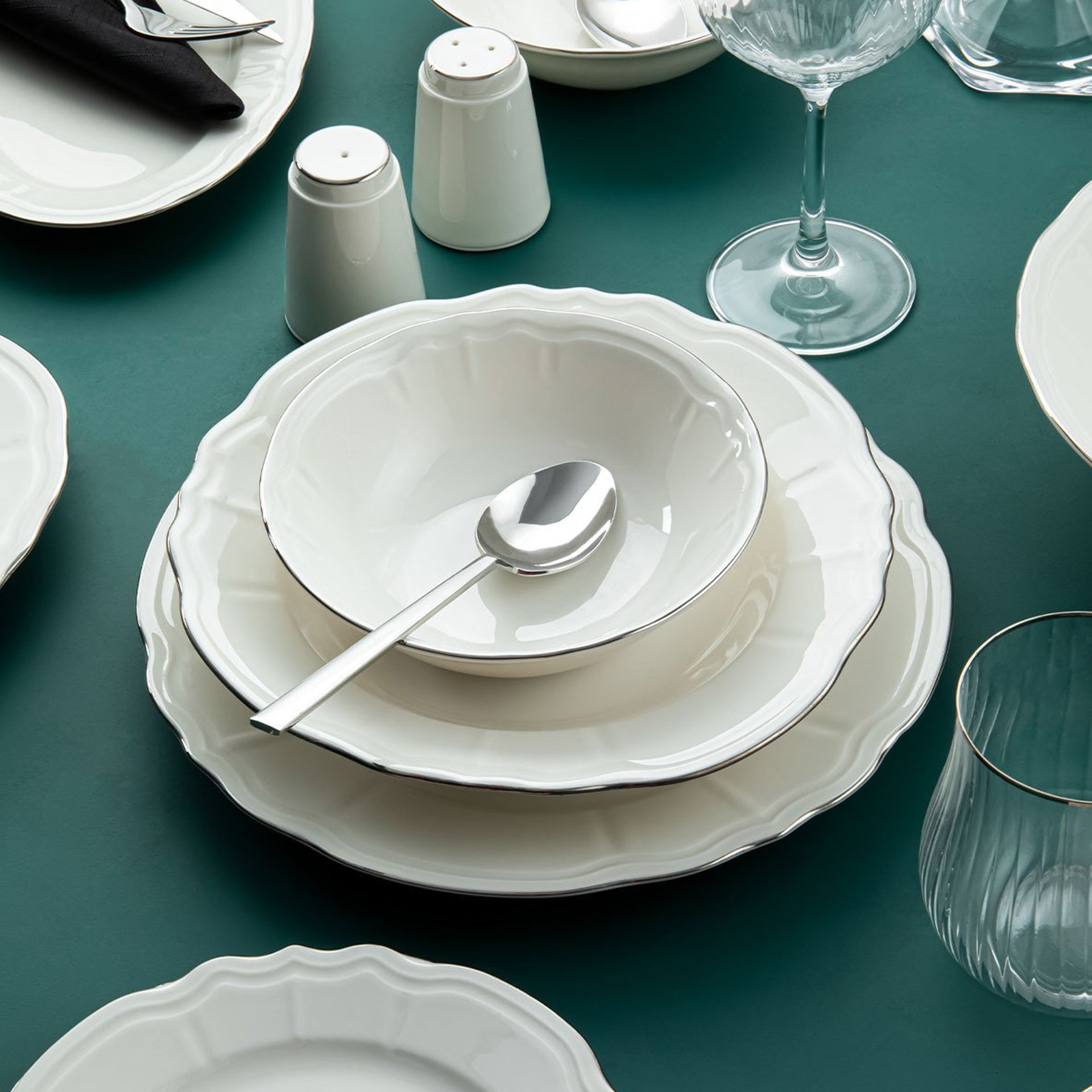 Aryıldız Tiffany Platin 30 Parça 6 Kişilik Yemek Takımı
