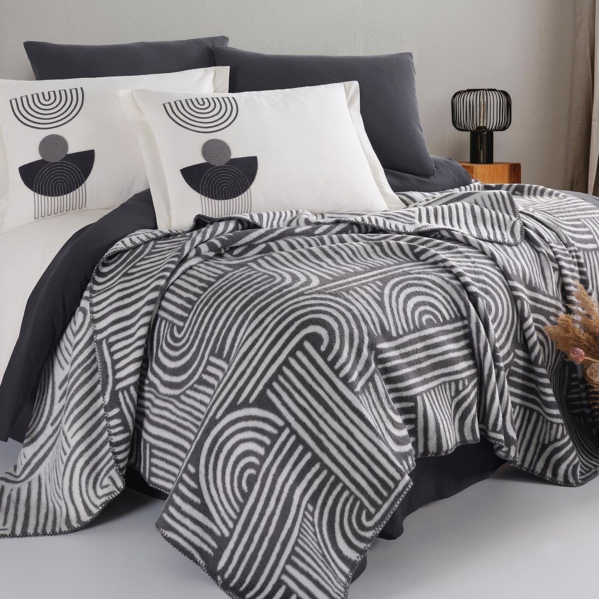 İyi Geceler İstanbul Babil Çift Kişilik Battaniyeli Nevresim Takımı Antrasit