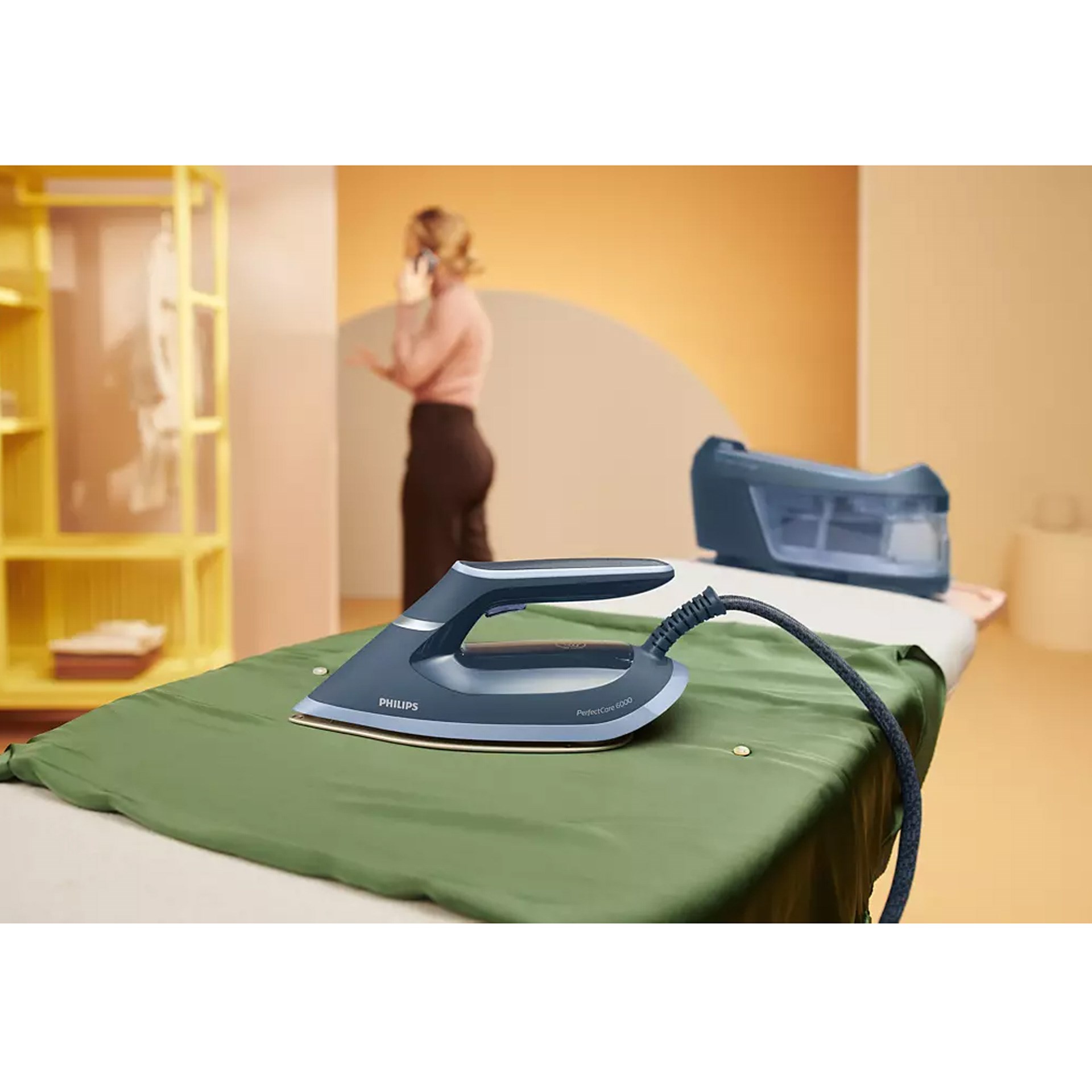 Philips PSG6042/20 PerfectCare 6000 Buhar Kazanlı Ütü