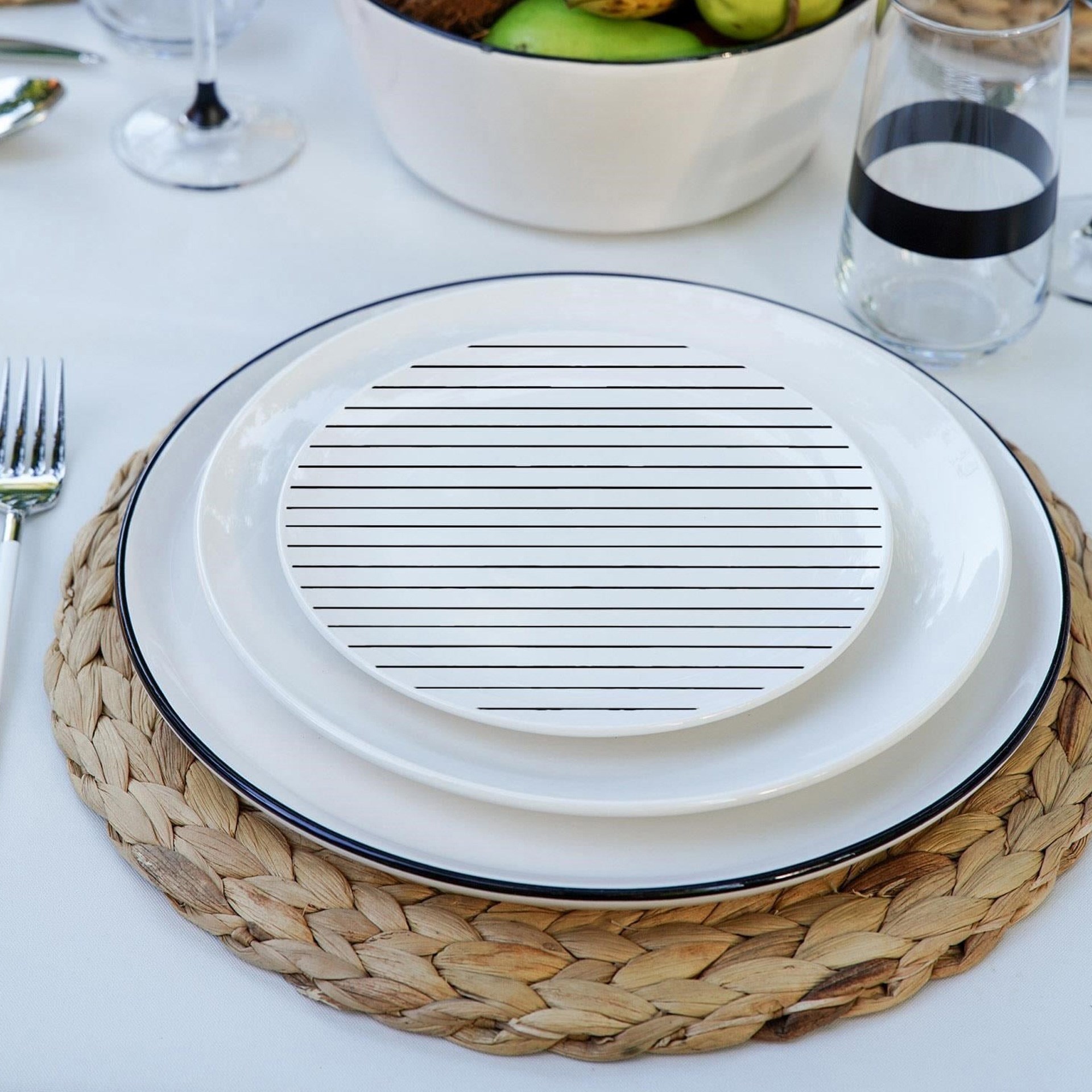 The Mia Daily Tunes Çizgili Pasta Tabağı Seti